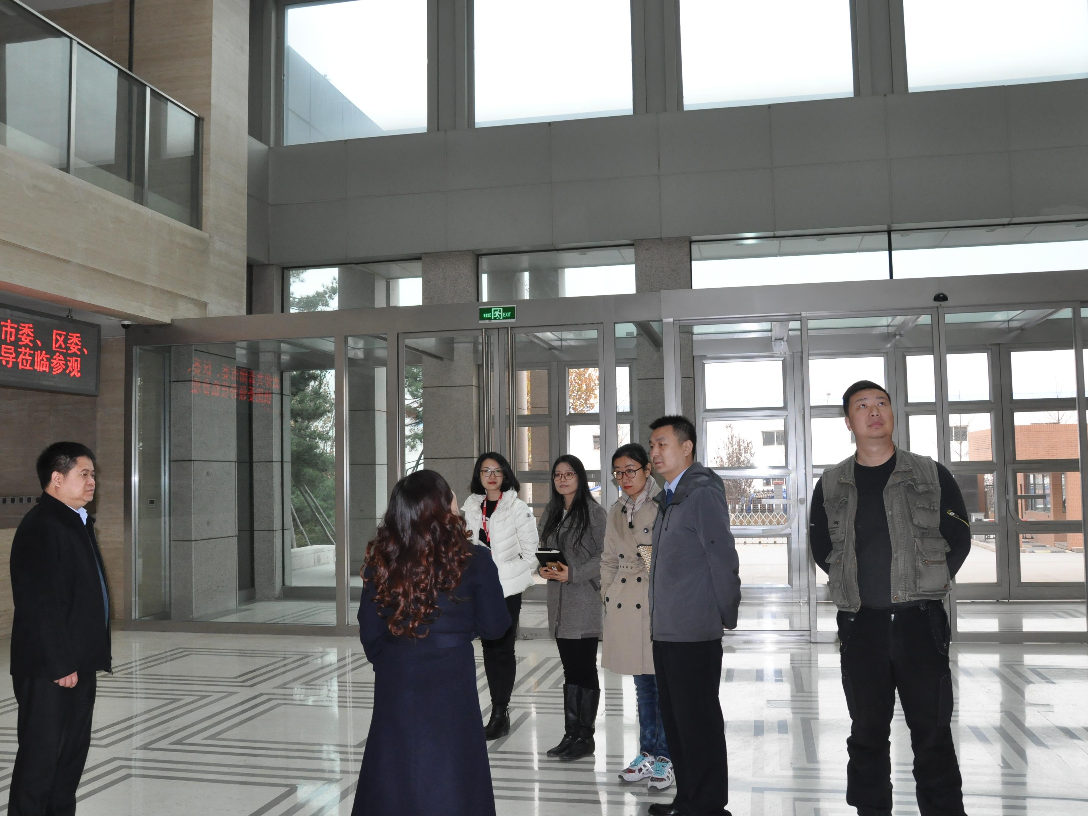 共青團(tuán)北京市委、瀛海鎮(zhèn)黨委、瀛海鎮(zhèn)團(tuán)委一行到訪美巢集團(tuán)